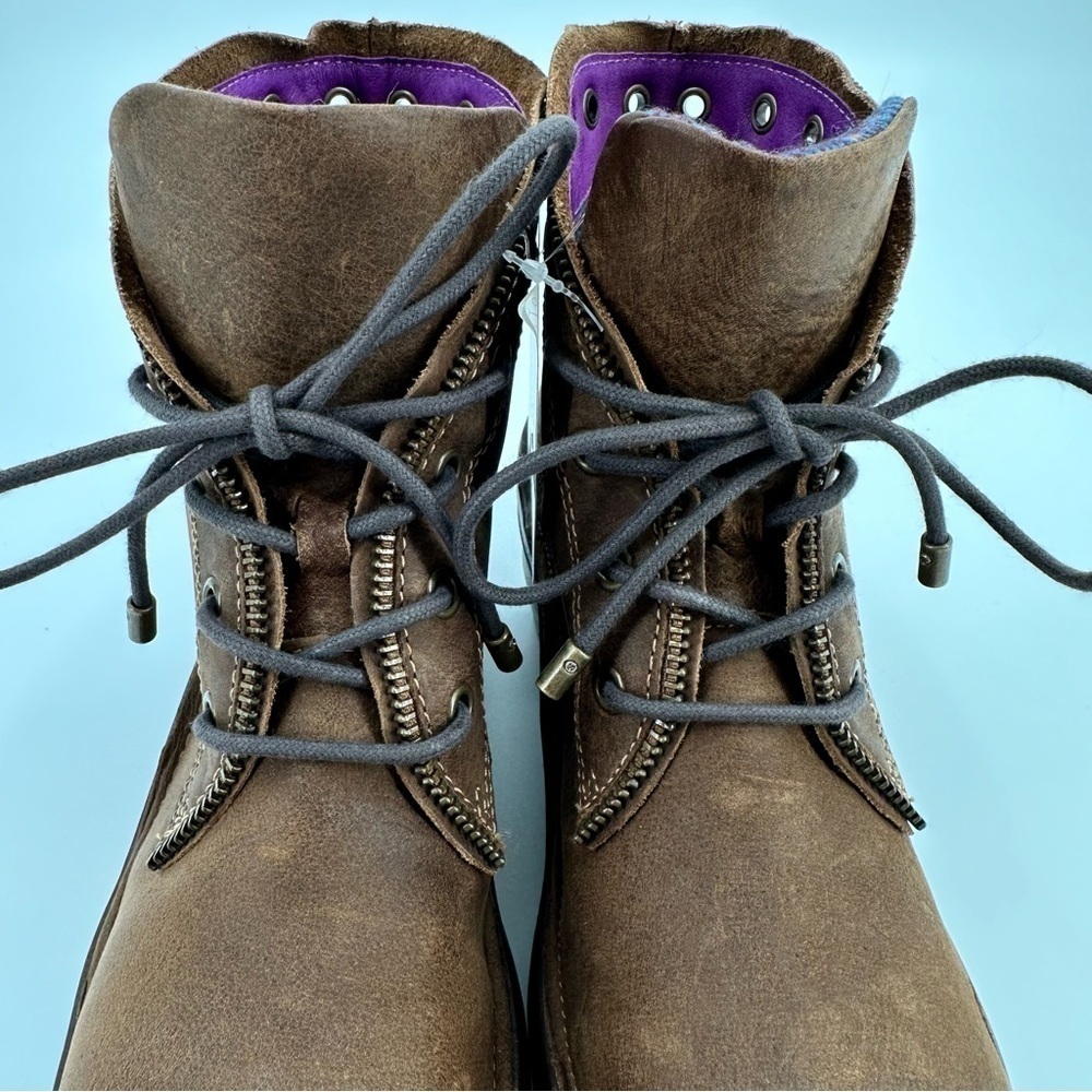 Bionica NWT Rangley Brown Leather Lace Up Bright Interior Detailed Boots Size 8M - Picture 14 of 16